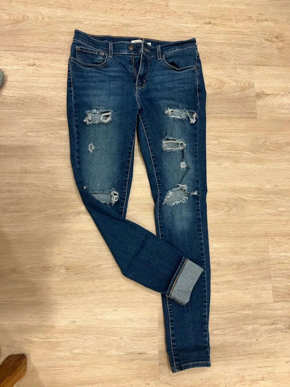Levi's Distressed Indigo Skinny Jeans - Picture 2 of 5